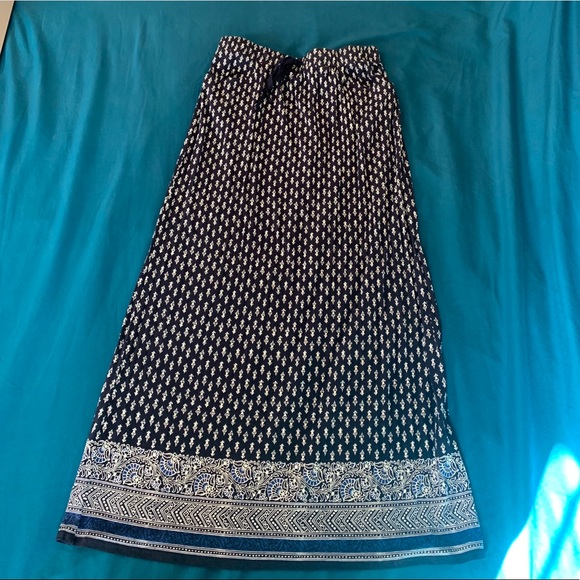 Max Studio Maxi Skirt - Picture 2 of 6